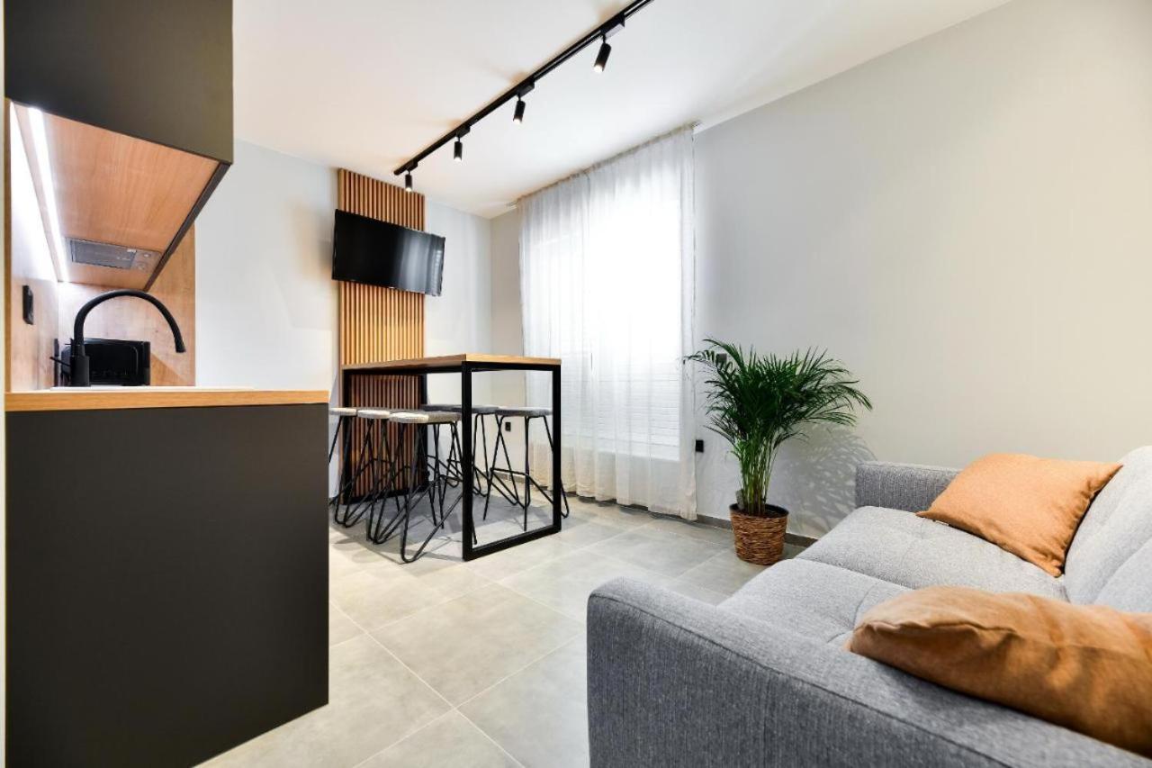 Maris Accommodation By Belmont Realty Zadar Exterior photo